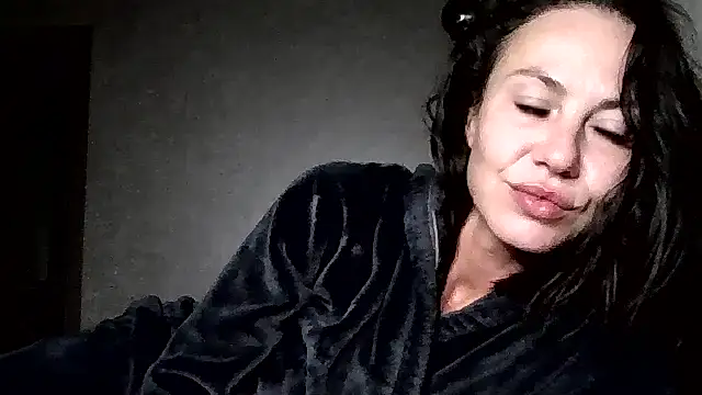 JulianaGold1 online show from 11, 7, 2026