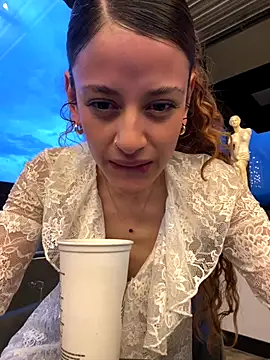 alana15 online show from 9, 10, 2025