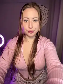 AlisaWhite online show from 9, 3, 2025