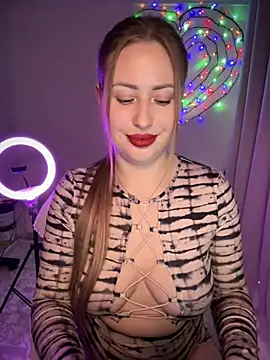 AlisaWhite online show from 13, 3, 2025