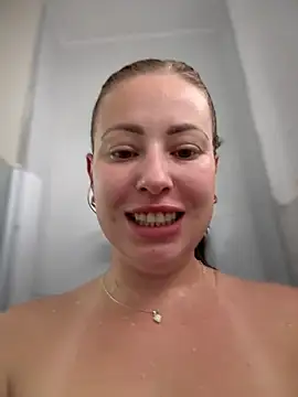 AlisaWhite online show from 5, 10, 2025