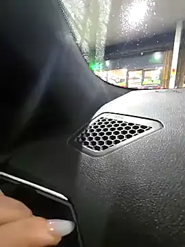 elenaUK online show from 4, 1, 2025