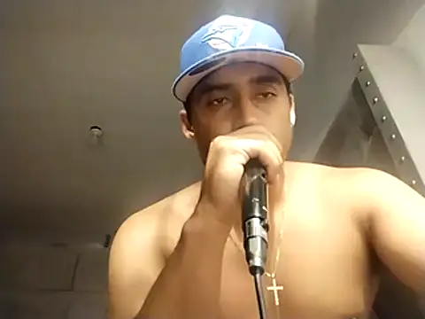 Prettyguy420 online show from 22, 7, 2026