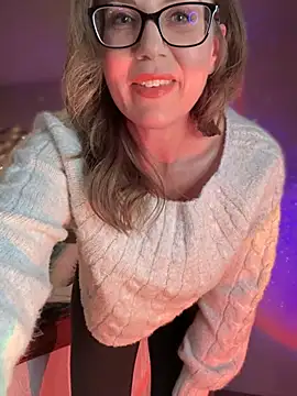 MaiseKnox online show from 7, 1, 2025