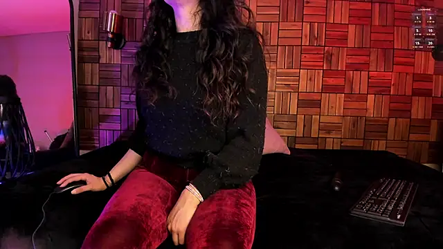 Snapshot of veronicafalcon chatting on 23, 12, 2024 veronicafalcon online show from 23, 12, 2024