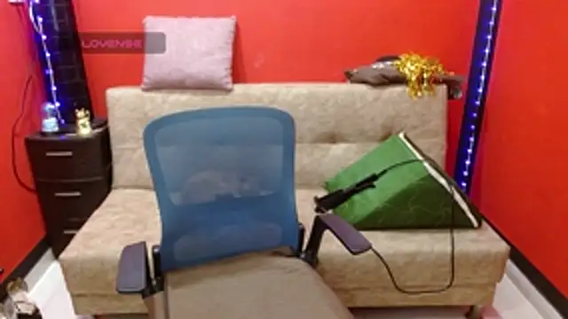 Snapshot of miss_tinnymafe chatting on 10, 7, 2026 miss tinnymafe online show from 10, 7, 2026