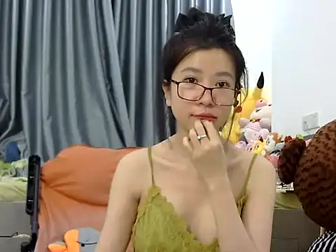Cute Ruby01 online show from 4, 2, 2025