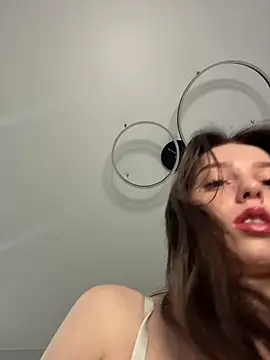 AnikaBest online show from 20, 6, 2026