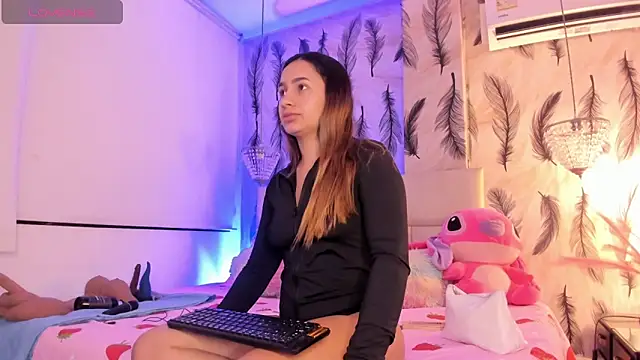 Snapshot of Vivi_prinncess chatting on 29, 10, 2025 Vivi prinncess online show from 29, 10, 2025