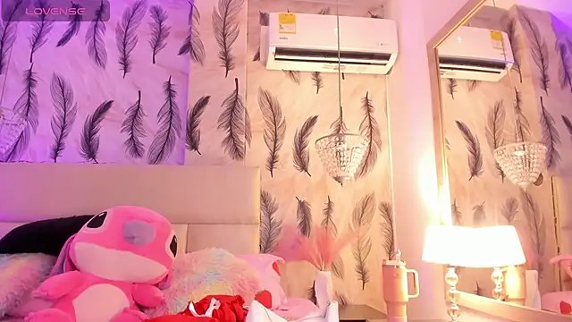 Snapshot of Vivi_prinncess chatting on 2, 11, 2025 Vivi prinncess online show from 2, 11, 2025