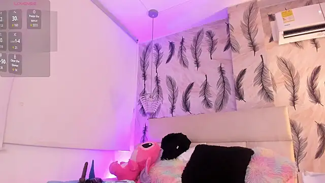 Snapshot of Vivi_prinncess chatting on 6, 11, 2025 Vivi prinncess online show from 6, 11, 2025