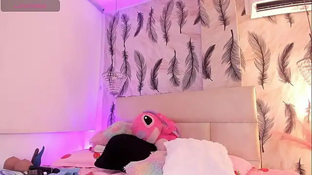 Snapshot of Vivi_prinncess chatting on 9, 11, 2025 Vivi prinncess online show from 9, 11, 2025