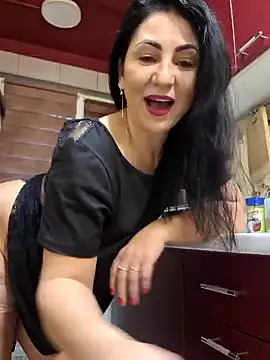 charrlote love online show from 2, 2, 2025