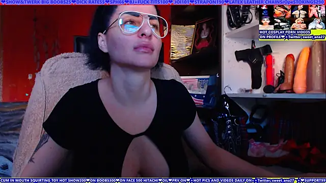 Snapshot of cuminmenowbbyx chatting on 14, 5, 2026 cuminmenowbbyx online show from 14, 5, 2026