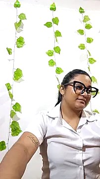 shayna all online show from 11, 9, 2025