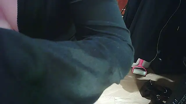 cindy01113520 online show from 6, 2, 2025