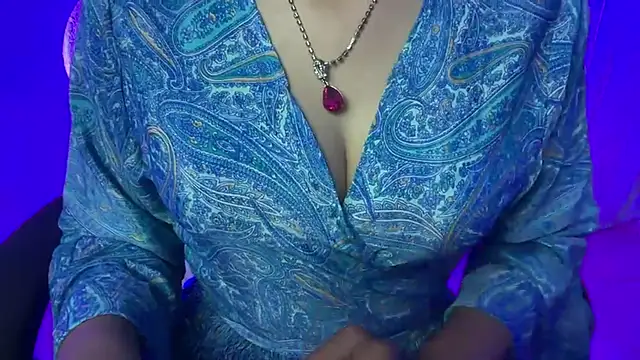 Queen Angelena online show from 29, 11, 2025