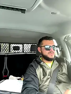 Snapshot of Ozzy420_ chatting on 19, 11, 2025 Ozzy420 online show from 19, 11, 2025