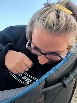 Canadian BBW online show from 22, 4, 2026