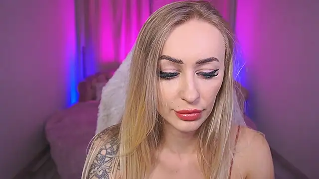 GraceCandy online show from 15, 9, 2025