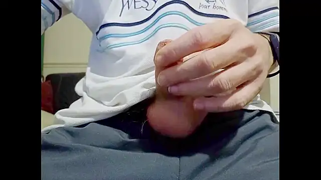 hairyuncut00 online show from 19, 9, 2025