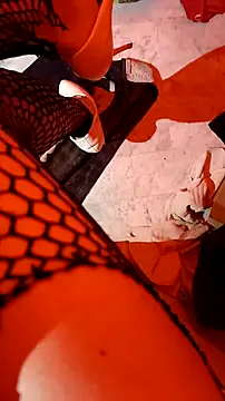 Misspadrona88 online show from 14, 1, 2025