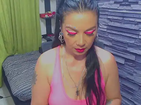 Snapshot of Cruela_deviil chatting on 22, 3, 2025 Cruela deviil online show from 22, 3, 2025