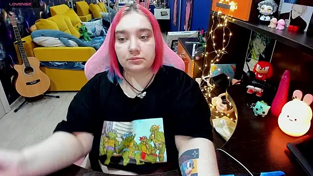 Softie Sofy online show from 31, 1, 2025