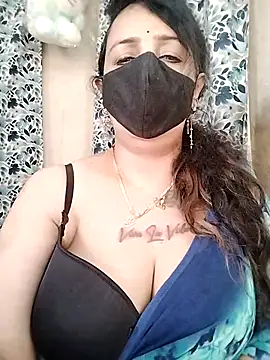 Snapshot of cute-tanvi chatting on 3, 10, 2025 cute-tanvi online show from 3, 10, 2025