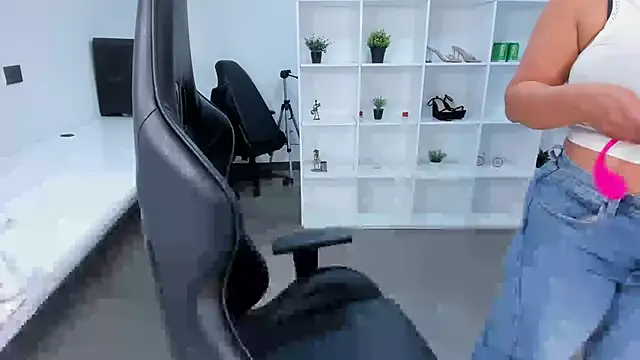 Snapshot of natural_bigboobs chatting on 19, 10, 2025 natural bigboobs online show from 19, 10, 2025