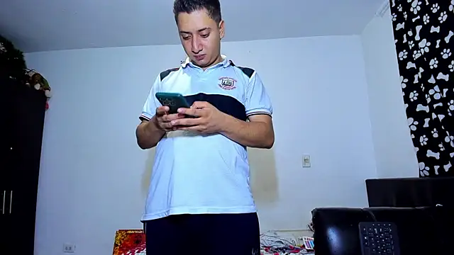 ares sexxx online show from 9, 9, 2025