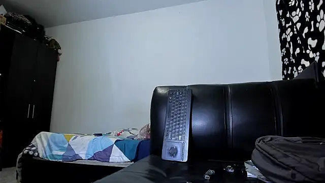 ares sexxx online show from 18, 10, 2025