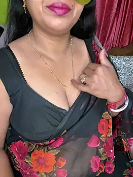 Snapshot of Anushka_21 chatting on 22, 4, 2026 Anushka 21 online show from 22, 4, 2026