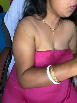 Snapshot of Anushka_21 chatting on 6, 5, 2026 Anushka 21 online show from 6, 5, 2026