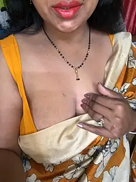 Snapshot of Anushka_21 chatting on 26, 5, 2026 Anushka 21 online show from 26, 5, 2026