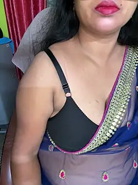 Snapshot of Anushka_21 chatting on 23, 6, 2026 Anushka 21 online show from 23, 6, 2026
