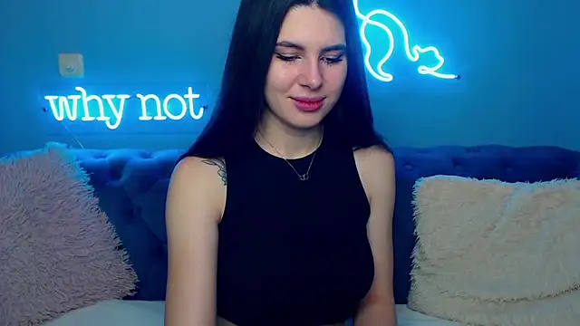 ViollinaLove online show from 1, 2, 2025