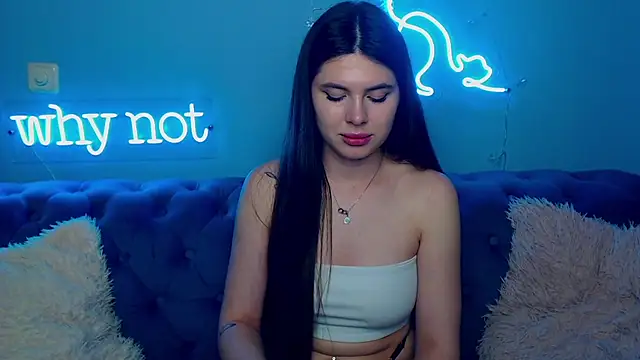 ViollinaLove online show from 4, 4, 2026