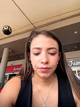 Snapshot of Hall_16 chatting on 10, 10, 2025 Hall 16 online show from 10, 10, 2025