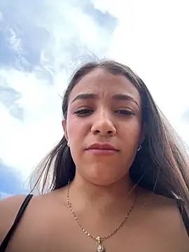 Snapshot of Hall_16 chatting on 11, 10, 2025 Hall 16 online show from 11, 10, 2025