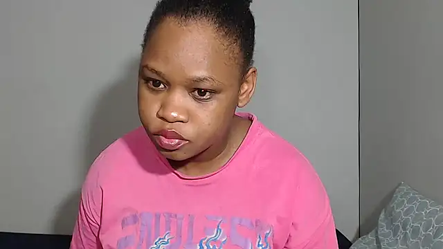 Snapshot of ANGELINE600 chatting on 16, 11, 2025 ANGELINE600 online show from 16, 11, 2025