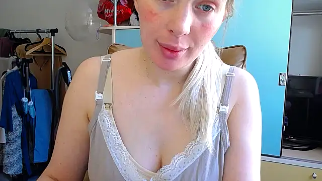 Snapshot of miaa_sunn chatting on 21, 2, 2026 miaa sunn online show from 21, 2, 2026