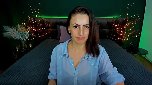 Rebecca Diamond online show from 4, 2, 2025