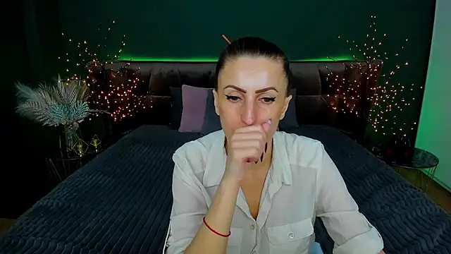 Rebecca Diamond online show from 17, 2, 2025