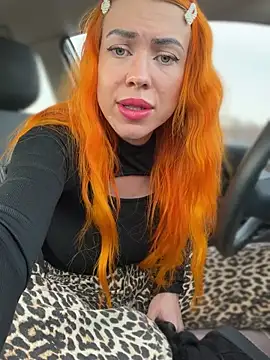 Pia July  online show from 22, 1, 2025