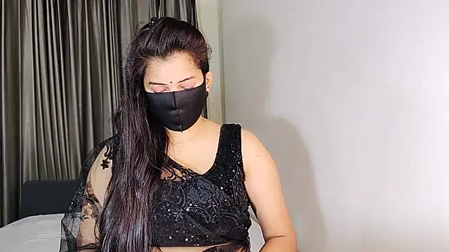 Snapshot of YourLovelyQueen chatting on 24, 12, 2024 YourLovelyQueen online show from 24, 12, 2024