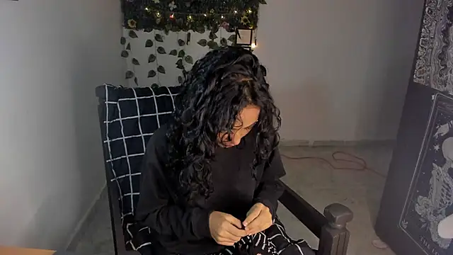 Mary Rosse1 online show from 15, 10, 2025