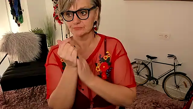 Milf-Ella online show from 5, 2, 2025