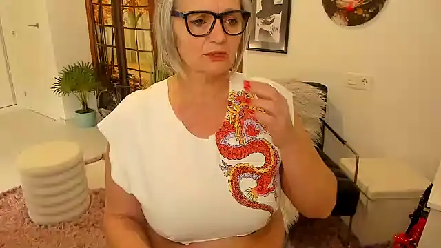 Milf-Ella online show from 24, 2, 2025