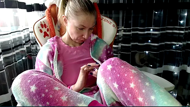 cold lollipop online show from 19, 2, 2026